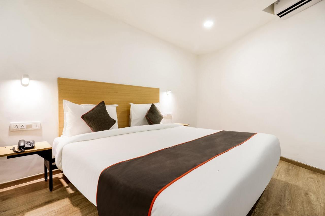 Oyo Townhouse 169 Aqua Corridor Hotel Bhatha Exterior foto