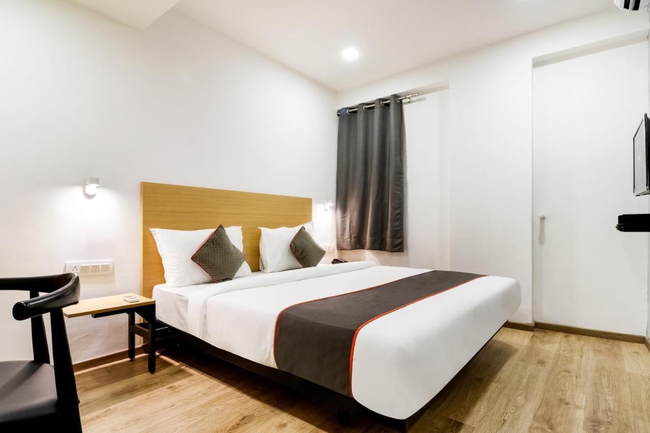 Oyo Townhouse 169 Aqua Corridor Hotel Bhatha Exterior foto