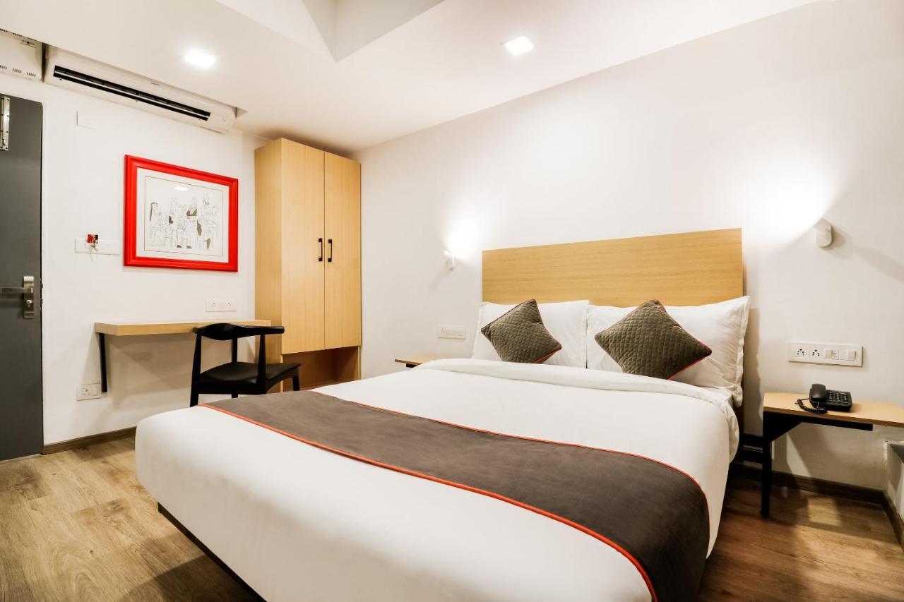 Oyo Townhouse 169 Aqua Corridor Hotel Bhatha Exterior foto