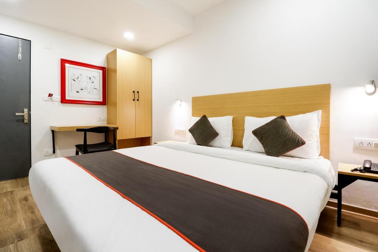 Oyo Townhouse 169 Aqua Corridor Hotel Bhatha Exterior foto